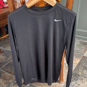 Nike Men's Black Long Sleeve Performance Tee